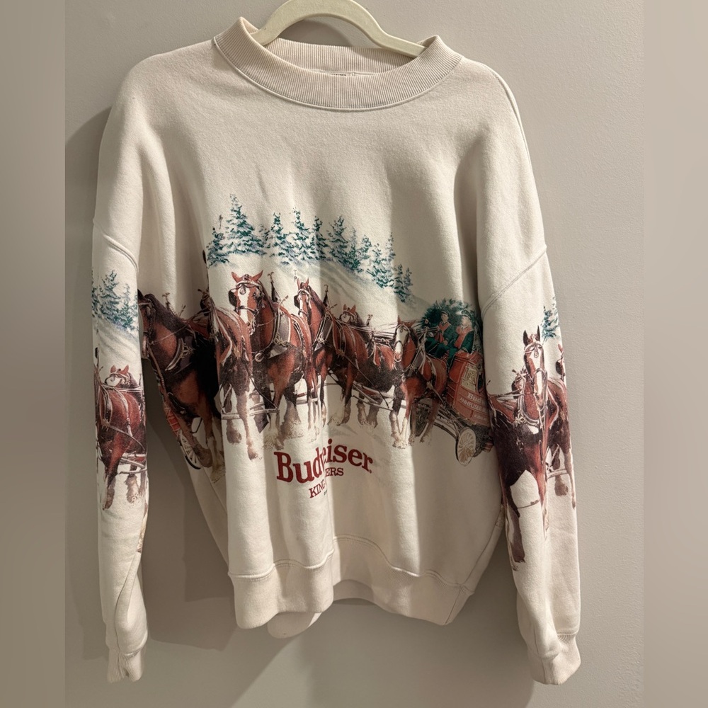 Viral Abercrombie & Fitch Cream Budweiser Sweatshirt